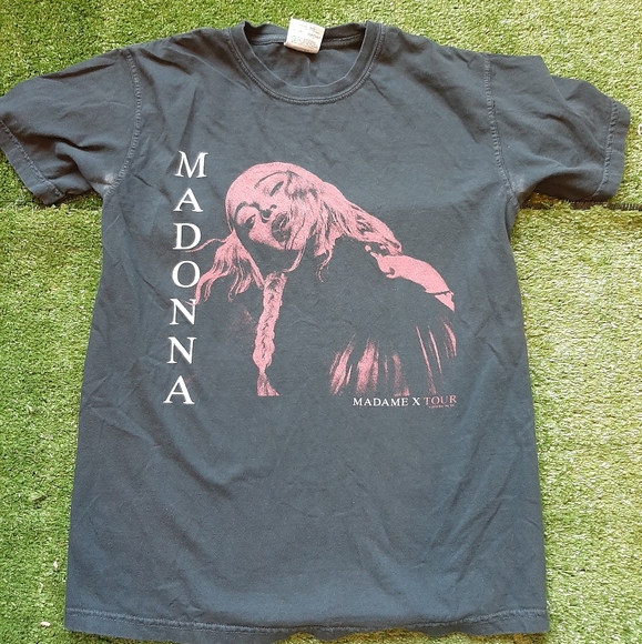Comfort Colors Other - Mens Madonna Tour Shirt Size Small